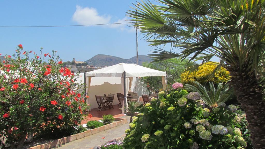 Il Cappero * Città di Lipari